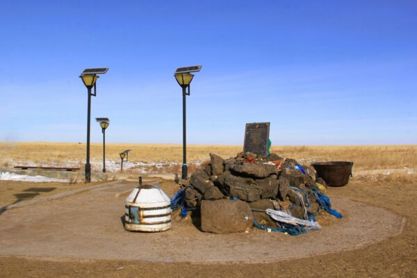 Taliyn Agui (Lava cave)