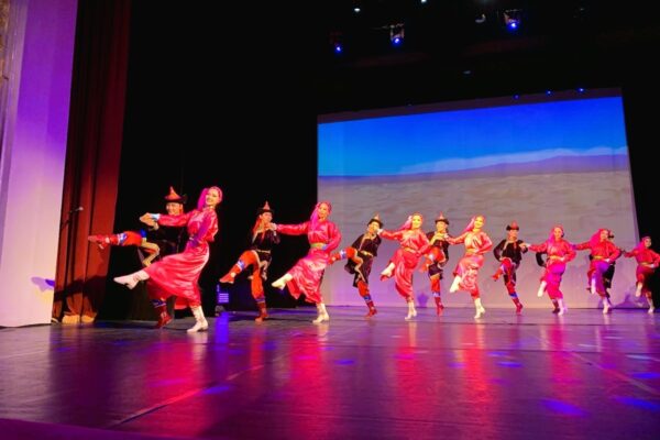 Mongolian Folk Dance