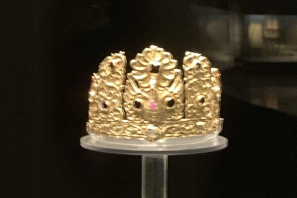 Golden crown of Bilge Khan of Turcik Empire