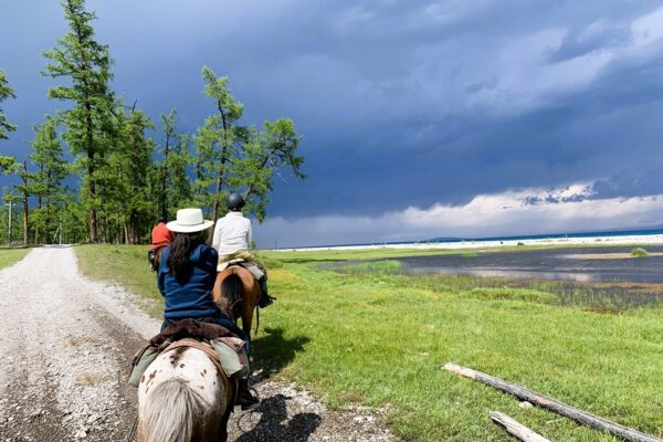 Horseback riding Mongolia