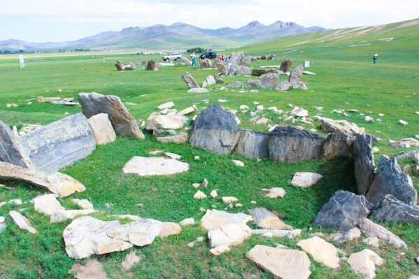 Temeen Chuluu Valley - Camel Stone